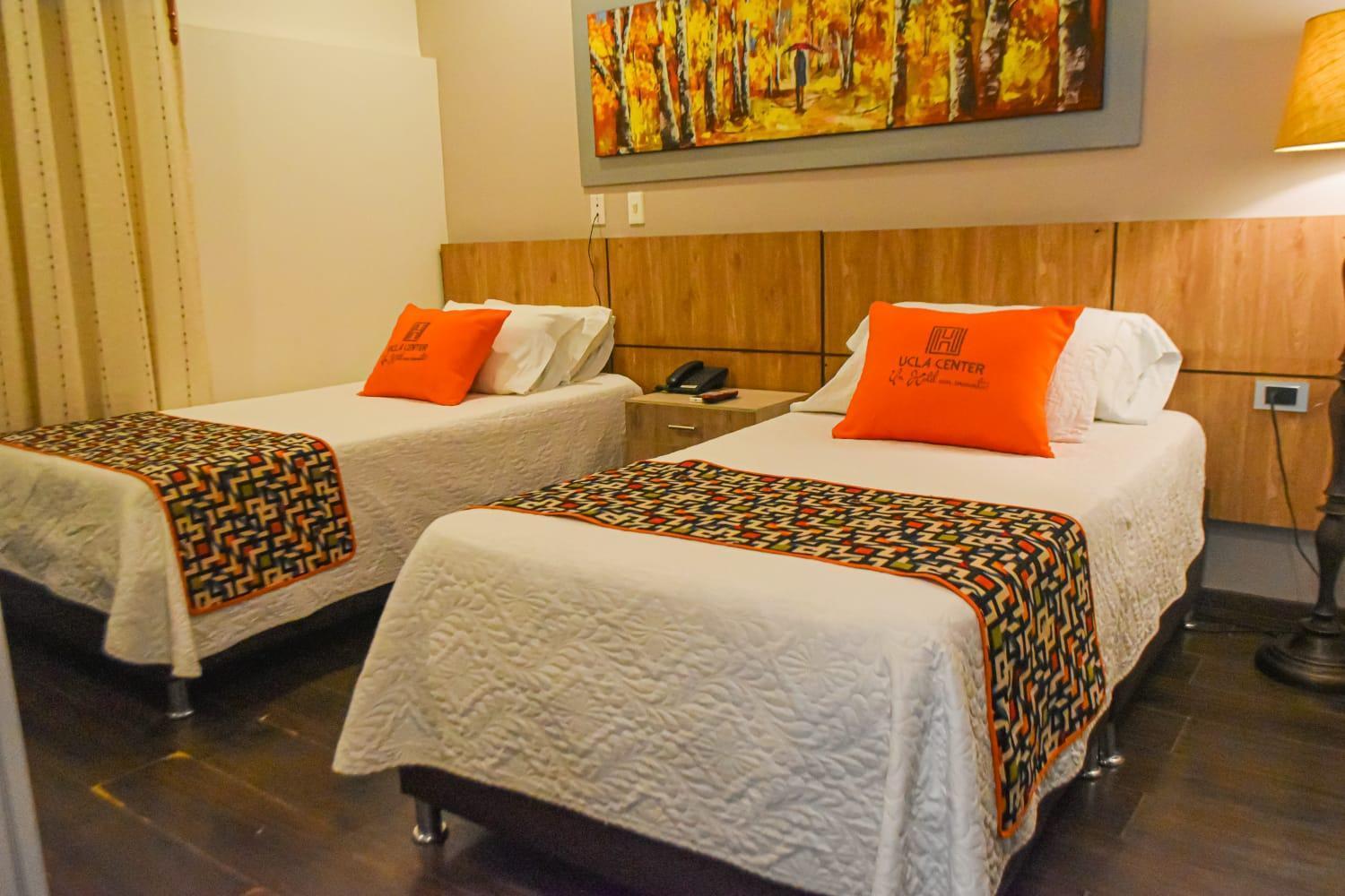 ואיידופאר Hotel Ucla Center מראה חיצוני תמונה
